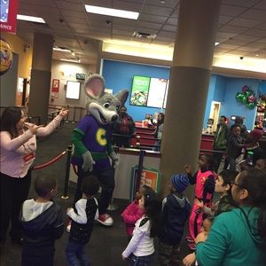 Meet your Posher, Simone